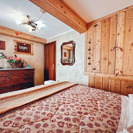 Apartament Le Grenier De Olga E Mario Pré-Saint-Didier Zewnętrze zdjęcie