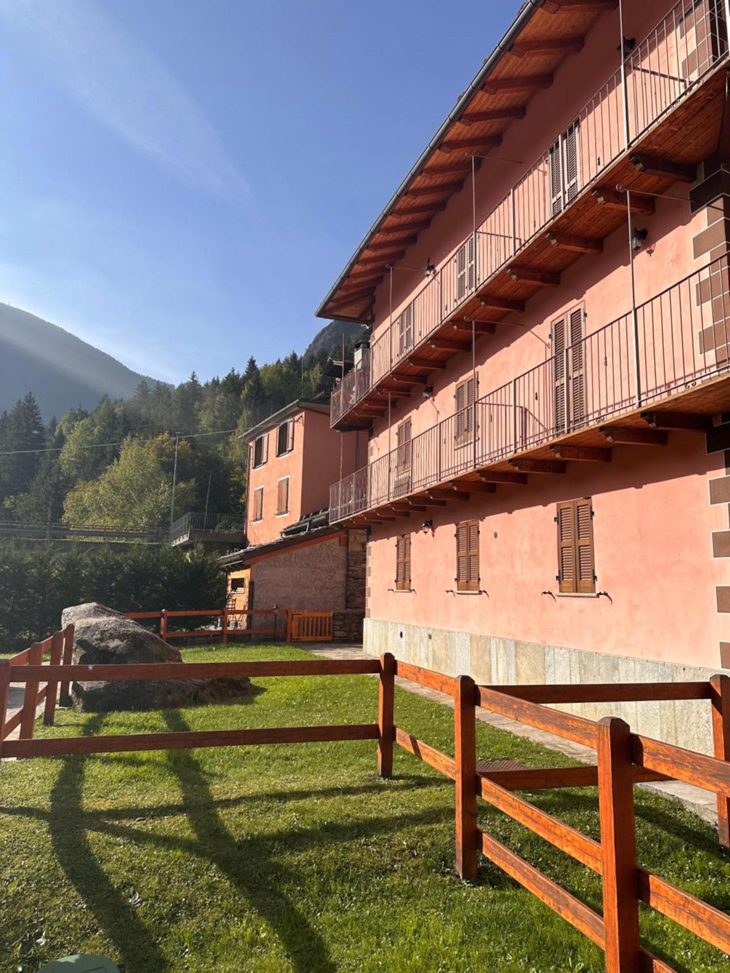 Apartament Le Grenier De Olga E Mario Pré-Saint-Didier Zewnętrze zdjęcie